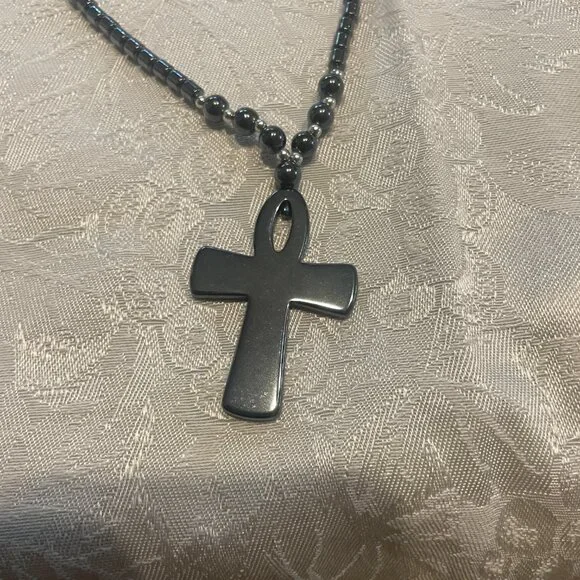 Black Ankh cross necklace with hematite beads. 40g 18" without pendant - Picture 3 of 7